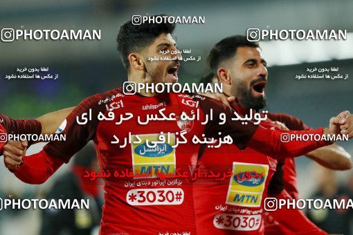 1820971, Tehran, Iran, Iran Football Pro League، Persian Gulf Cup، Week 14، First Leg، Persepolis 2 v 1 Gol Gohar Sirjan on 2019/12/10 at Azadi Stadium