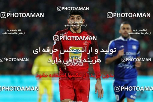 1820880, Tehran, Iran, Iran Football Pro League، Persian Gulf Cup، Week 14، First Leg، Persepolis 2 v 1 Gol Gohar Sirjan on 2019/12/10 at Azadi Stadium