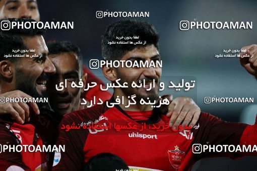 1820959, Tehran, Iran, Iran Football Pro League، Persian Gulf Cup، Week 14، First Leg، Persepolis 2 v 1 Gol Gohar Sirjan on 2019/12/10 at Azadi Stadium