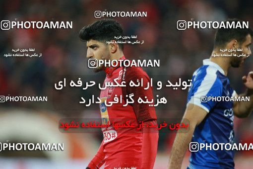 1497381, Tehran, Iran, Iran Football Pro League، Persian Gulf Cup، Week 14، First Leg، Persepolis 2 v 1 Gol Gohar Sirjan on 2019/12/10 at Azadi Stadium