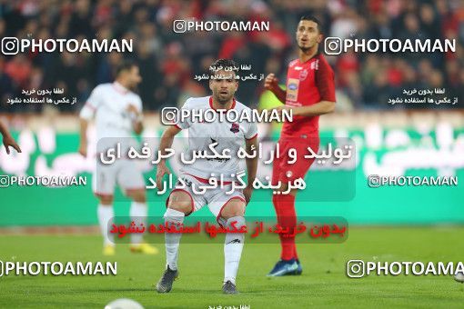 1821548, Tehran, , Iran Football Pro League، Persian Gulf Cup، Week 12، First Leg، Persepolis 1 v 0 Nassaji Qaemshahr on 2019/12/27 at Azadi Stadium
