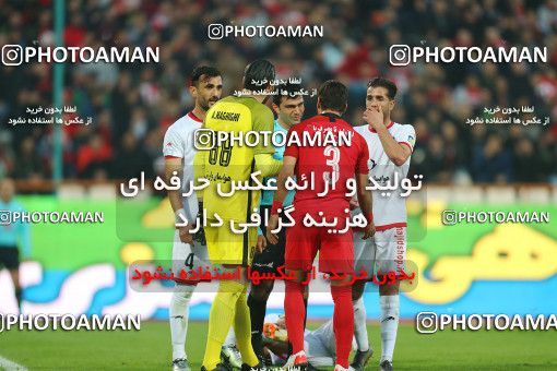 1821527, Tehran, , Iran Football Pro League، Persian Gulf Cup، Week 12، First Leg، Persepolis 1 v 0 Nassaji Qaemshahr on 2019/12/27 at Azadi Stadium