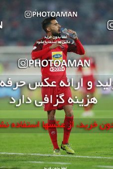 1821551, Tehran, , Iran Football Pro League، Persian Gulf Cup، Week 12، First Leg، Persepolis 1 v 0 Nassaji Qaemshahr on 2019/12/27 at Azadi Stadium