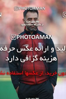 1503528, Tehran, , Iran Football Pro League، Persian Gulf Cup، Week 12، First Leg، Persepolis 1 v 0 Nassaji Qaemshahr on 2019/12/27 at Azadi Stadium