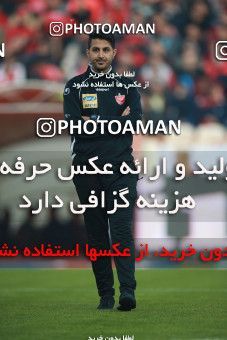 1503469, Tehran, , Iran Football Pro League، Persian Gulf Cup، Week 12، First Leg، Persepolis 1 v 0 Nassaji Qaemshahr on 2019/12/27 at Azadi Stadium