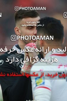 1503527, Tehran, , Iran Football Pro League، Persian Gulf Cup، Week 12، First Leg، Persepolis 1 v 0 Nassaji Qaemshahr on 2019/12/27 at Azadi Stadium