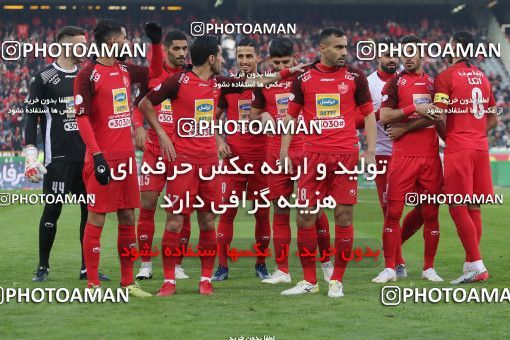 1503412, Tehran, , Iran Football Pro League، Persian Gulf Cup، Week 12، First Leg، Persepolis 1 v 0 Nassaji Qaemshahr on 2019/12/27 at Azadi Stadium