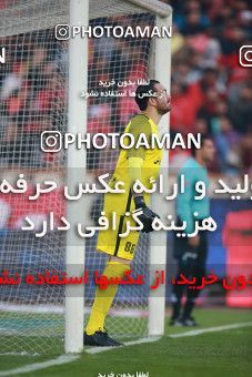 1503410, Tehran, , Iran Football Pro League، Persian Gulf Cup، Week 12، First Leg، Persepolis 1 v 0 Nassaji Qaemshahr on 2019/12/27 at Azadi Stadium