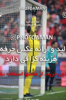 1503415, Tehran, , Iran Football Pro League، Persian Gulf Cup، Week 12، First Leg، Persepolis 1 v 0 Nassaji Qaemshahr on 2019/12/27 at Azadi Stadium