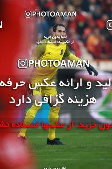 1503576, Tehran, , Iran Football Pro League، Persian Gulf Cup، Week 12، First Leg، Persepolis 1 v 0 Nassaji Qaemshahr on 2019/12/27 at Azadi Stadium