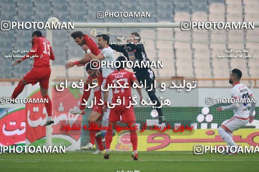 1503550, Tehran, , Iran Football Pro League، Persian Gulf Cup، Week 12، First Leg، Persepolis 1 v 0 Nassaji Qaemshahr on 2019/12/27 at Azadi Stadium