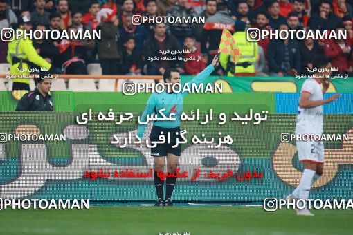 1503613, Tehran, , Iran Football Pro League، Persian Gulf Cup، Week 12، First Leg، Persepolis 1 v 0 Nassaji Qaemshahr on 2019/12/27 at Azadi Stadium