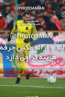 1503664, Tehran, , Iran Football Pro League، Persian Gulf Cup، Week 12، First Leg، Persepolis 1 v 0 Nassaji Qaemshahr on 2019/12/27 at Azadi Stadium