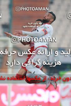 1503578, Tehran, , Iran Football Pro League، Persian Gulf Cup، Week 12، First Leg، Persepolis 1 v 0 Nassaji Qaemshahr on 2019/12/27 at Azadi Stadium