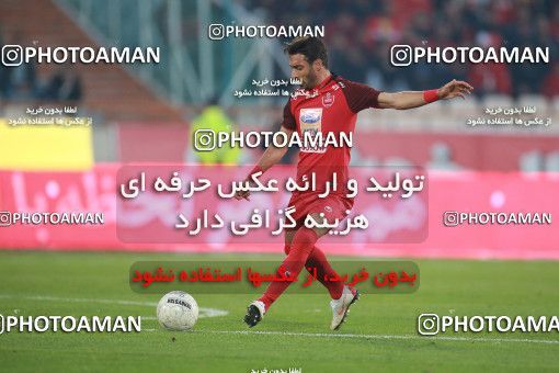 1503635, Tehran, , Iran Football Pro League، Persian Gulf Cup، Week 12، First Leg، Persepolis 1 v 0 Nassaji Qaemshahr on 2019/12/27 at Azadi Stadium