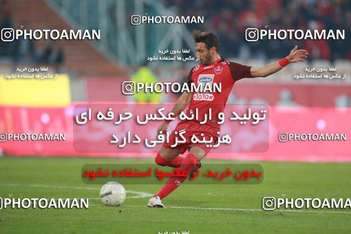 1503539, Tehran, , Iran Football Pro League، Persian Gulf Cup، Week 12، First Leg، Persepolis 1 v 0 Nassaji Qaemshahr on 2019/12/27 at Azadi Stadium