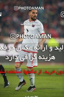 1503661, Tehran, , Iran Football Pro League، Persian Gulf Cup، Week 12، First Leg، Persepolis 1 v 0 Nassaji Qaemshahr on 2019/12/27 at Azadi Stadium
