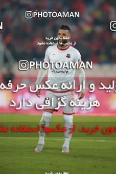 1503571, Tehran, , Iran Football Pro League، Persian Gulf Cup، Week 12، First Leg، Persepolis 1 v 0 Nassaji Qaemshahr on 2019/12/27 at Azadi Stadium
