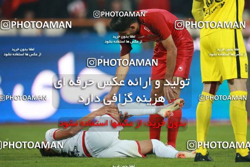 1503657, Tehran, , Iran Football Pro League، Persian Gulf Cup، Week 12، First Leg، Persepolis 1 v 0 Nassaji Qaemshahr on 2019/12/27 at Azadi Stadium