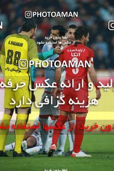 1503586, Tehran, , Iran Football Pro League، Persian Gulf Cup، Week 12، First Leg، Persepolis 1 v 0 Nassaji Qaemshahr on 2019/12/27 at Azadi Stadium