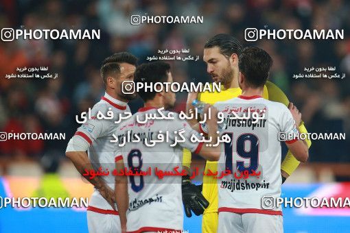 1503725, Tehran, , Iran Football Pro League، Persian Gulf Cup، Week 12، First Leg، Persepolis 1 v 0 Nassaji Qaemshahr on 2019/12/27 at Azadi Stadium