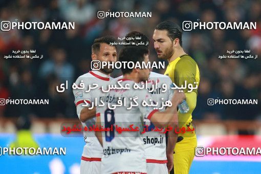 1503745, Tehran, , Iran Football Pro League، Persian Gulf Cup، Week 12، First Leg، Persepolis 1 v 0 Nassaji Qaemshahr on 2019/12/27 at Azadi Stadium