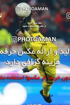 1503670, Tehran, , Iran Football Pro League، Persian Gulf Cup، Week 12، First Leg، Persepolis 1 v 0 Nassaji Qaemshahr on 2019/12/27 at Azadi Stadium