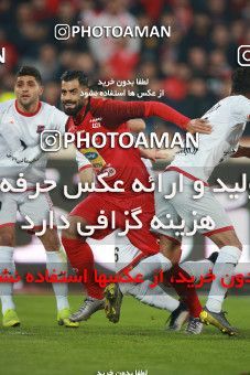 1503722, Tehran, , Iran Football Pro League، Persian Gulf Cup، Week 12، First Leg، Persepolis 1 v 0 Nassaji Qaemshahr on 2019/12/27 at Azadi Stadium