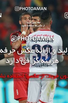 1503734, Tehran, , Iran Football Pro League، Persian Gulf Cup، Week 12، First Leg، Persepolis 1 v 0 Nassaji Qaemshahr on 2019/12/27 at Azadi Stadium