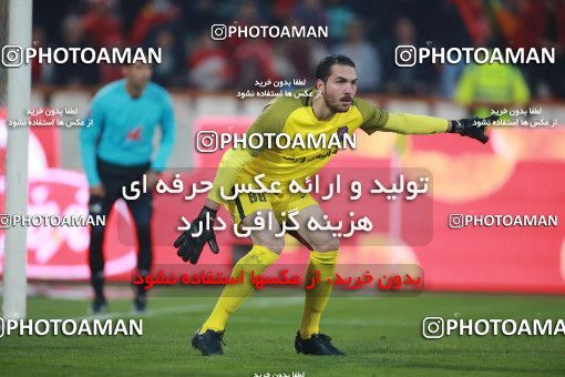 1503707, Tehran, , Iran Football Pro League، Persian Gulf Cup، Week 12، First Leg، Persepolis 1 v 0 Nassaji Qaemshahr on 2019/12/27 at Azadi Stadium