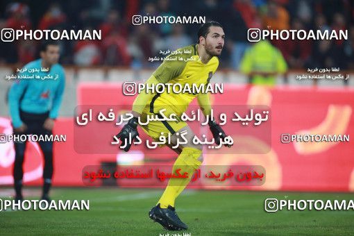 1503777, Tehran, , Iran Football Pro League، Persian Gulf Cup، Week 12، First Leg، Persepolis 1 v 0 Nassaji Qaemshahr on 2019/12/27 at Azadi Stadium