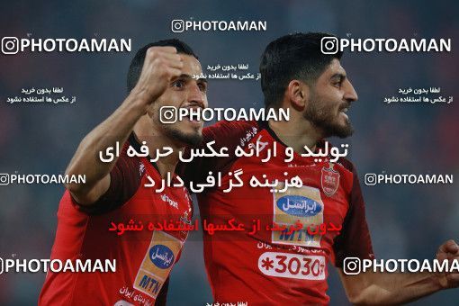 1503702, Tehran, , Iran Football Pro League، Persian Gulf Cup، Week 12، First Leg، Persepolis 1 v 0 Nassaji Qaemshahr on 2019/12/27 at Azadi Stadium