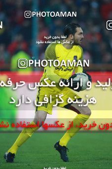 1503667, Tehran, , Iran Football Pro League، Persian Gulf Cup، Week 12، First Leg، Persepolis 1 v 0 Nassaji Qaemshahr on 2019/12/27 at Azadi Stadium