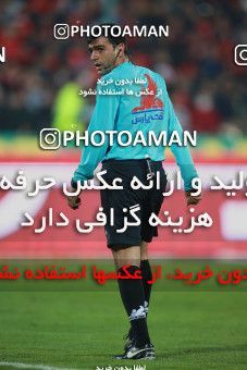 1503783, Tehran, , Iran Football Pro League، Persian Gulf Cup، Week 12، First Leg، Persepolis 1 v 0 Nassaji Qaemshahr on 2019/12/27 at Azadi Stadium