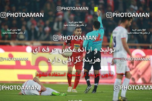1503863, Tehran, , Iran Football Pro League، Persian Gulf Cup، Week 12، First Leg، Persepolis 1 v 0 Nassaji Qaemshahr on 2019/12/27 at Azadi Stadium