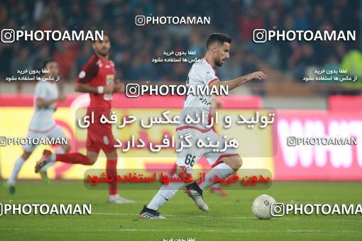 1503846, Tehran, , Iran Football Pro League، Persian Gulf Cup، Week 12، First Leg، Persepolis 1 v 0 Nassaji Qaemshahr on 2019/12/27 at Azadi Stadium