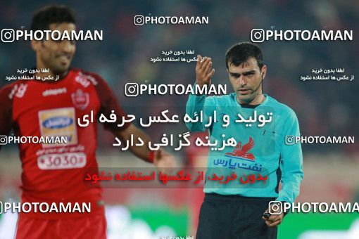 1503800, Tehran, , Iran Football Pro League، Persian Gulf Cup، Week 12، First Leg، Persepolis 1 v 0 Nassaji Qaemshahr on 2019/12/27 at Azadi Stadium