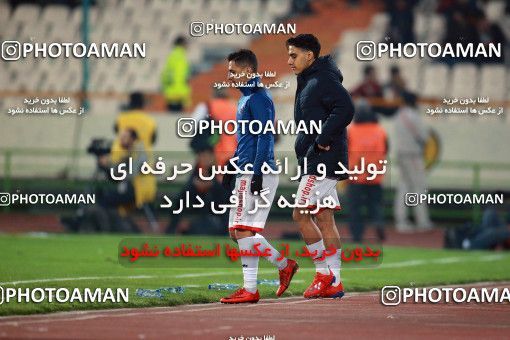 1503862, Tehran, , Iran Football Pro League، Persian Gulf Cup، Week 12، First Leg، Persepolis 1 v 0 Nassaji Qaemshahr on 2019/12/27 at Azadi Stadium