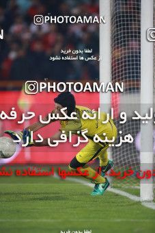 1503857, Tehran, , Iran Football Pro League، Persian Gulf Cup، Week 12، First Leg، Persepolis 1 v 0 Nassaji Qaemshahr on 2019/12/27 at Azadi Stadium