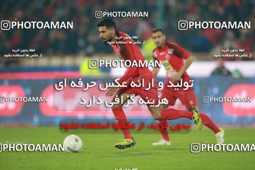 1503822, Tehran, , Iran Football Pro League، Persian Gulf Cup، Week 12، First Leg، Persepolis 1 v 0 Nassaji Qaemshahr on 2019/12/27 at Azadi Stadium