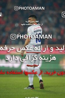 1503805, Tehran, , Iran Football Pro League، Persian Gulf Cup، Week 12، First Leg، Persepolis 1 v 0 Nassaji Qaemshahr on 2019/12/27 at Azadi Stadium