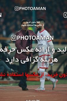 1503925, Tehran, , Iran Football Pro League، Persian Gulf Cup، Week 12، First Leg، Persepolis 1 v 0 Nassaji Qaemshahr on 2019/12/27 at Azadi Stadium
