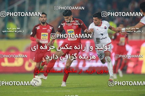 1503932, Tehran, , Iran Football Pro League، Persian Gulf Cup، Week 12، First Leg، Persepolis 1 v 0 Nassaji Qaemshahr on 2019/12/27 at Azadi Stadium