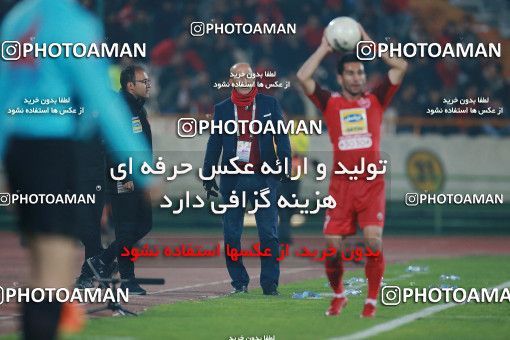 1503946, Tehran, , Iran Football Pro League، Persian Gulf Cup، Week 12، First Leg، Persepolis 1 v 0 Nassaji Qaemshahr on 2019/12/27 at Azadi Stadium
