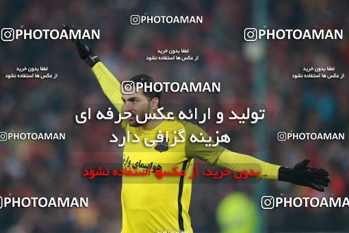 1504000, Tehran, , Iran Football Pro League، Persian Gulf Cup، Week 12، First Leg، Persepolis 1 v 0 Nassaji Qaemshahr on 2019/12/27 at Azadi Stadium