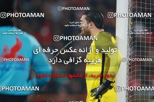 1503991, Tehran, , Iran Football Pro League، Persian Gulf Cup، Week 12، First Leg، Persepolis 1 v 0 Nassaji Qaemshahr on 2019/12/27 at Azadi Stadium
