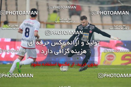 1503961, Tehran, , Iran Football Pro League، Persian Gulf Cup، Week 12، First Leg، Persepolis 1 v 0 Nassaji Qaemshahr on 2019/12/27 at Azadi Stadium