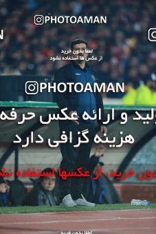 1503943, Tehran, , Iran Football Pro League، Persian Gulf Cup، Week 12، First Leg، Persepolis 1 v 0 Nassaji Qaemshahr on 2019/12/27 at Azadi Stadium