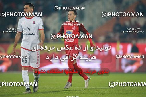 1503944, Tehran, , Iran Football Pro League، Persian Gulf Cup، Week 12، First Leg، Persepolis 1 v 0 Nassaji Qaemshahr on 2019/12/27 at Azadi Stadium