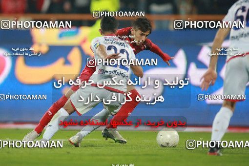 1504054, Tehran, , Iran Football Pro League، Persian Gulf Cup، Week 12، First Leg، Persepolis 1 v 0 Nassaji Qaemshahr on 2019/12/27 at Azadi Stadium
